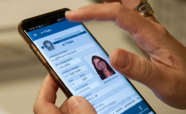 Eleições 2026: brasileiros têm um mês para emitir ou regularizar título