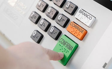 Prazo para regularizar título de eleitor é 8 de maio