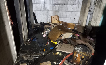 Balneário Rincão: Incêndio destrói móveis em residência  