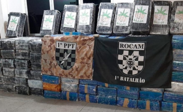 Polícia Militar apreende carga de duas toneladas de maconha 
