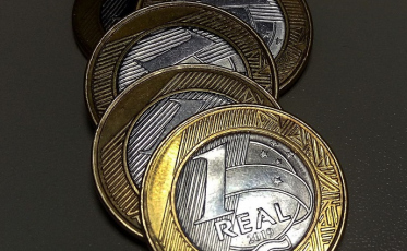 Economistas projetam leve alta do PIB deste ano