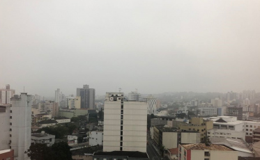 Nevoeiro marítimo deve dar lugar ao sol nesta terça-feira 