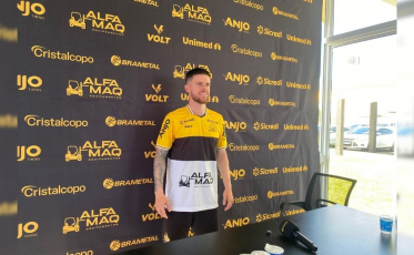 Eduardo de Biasi é apresentado pelo Criciúma: 'Sempre desejei voltar'