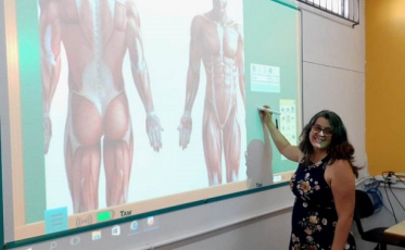 Secretaria da Educação inicia capacitações para uso da lousa digital na sala de aula