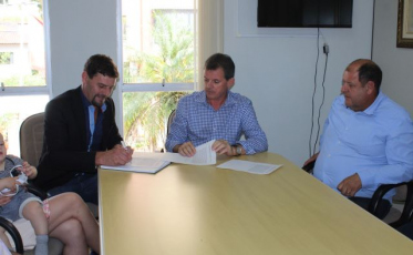 Eloir Minatto assume prefeitura de Nova Veneza