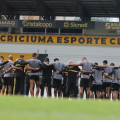 Rumo a Série A! Criciúma inicia campanha na Série B neste domingo