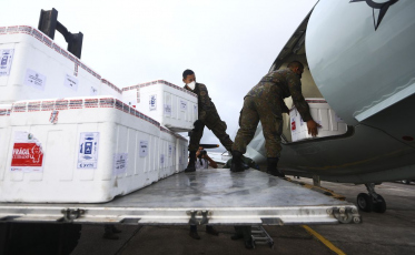 Decreto provisório de Orçamento assegura aquisição de vacinas