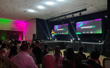 Empreende SC reúne grandes nomes do empreendedorismo em Criciúma (FOTOS)