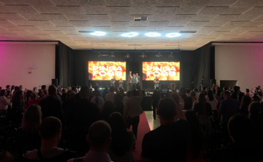 Primeiro dia de Empreende SC encerra com palestra inspiradora de Caito Maia