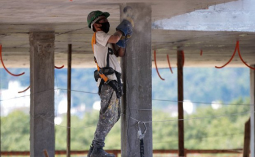 Mais de 3 mil vagas de emprego estão abertas no Sine