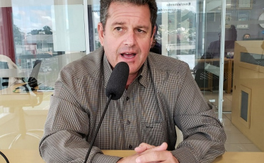 Giovani Elias e a aposta em construir casas de concreto