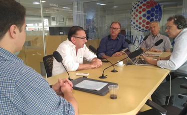 Empresários querem que o governo atrapalhe menos