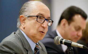 Reduzir encargos trabalhistas é prioridade, diz secretário da Receita