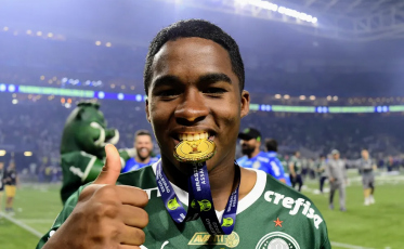 Real Madrid acerta contratação de Endrick; atleta só vai em 2024