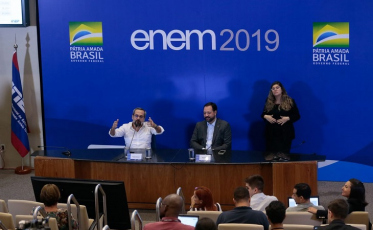 Enem dos próximos anos será um exame técnico, diz ministro da Educação