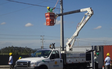 Troca de fornecedora aumentaria em 40% a conta de luz em bairros de Criciúma