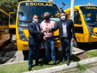 Estado entrega 28 ônibus do transporte escolar