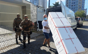 Novas doses de vacina chegaram nas regiões da Amrec e Amesc