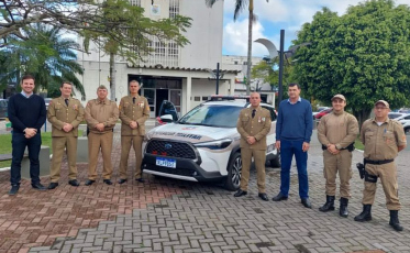 Morro da Fumaça é pioneira em SC a adquirir uma viatura da PM híbrida