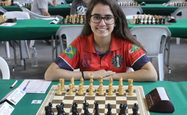 Enxadrista Kathiê disputa Mundial Universitário em Aracaju
