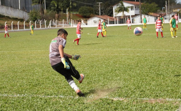 Escolinhas esportivas de Maracajá retornam atividades no dia 3