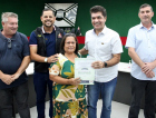 Prefeitura de Criciúma entrega escrituras para moradores de dez bairros