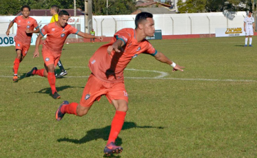 Depois da folga, Próspera encara o Camboriú