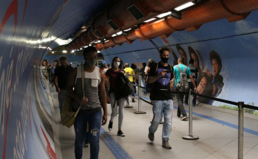 Brasil registra quase 4 mil casos de covid-19 em 24 horas