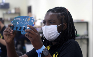 Empresas da região abrem espaço para estudantes com formação técnica