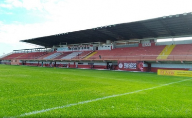 Ingressos esgotados para o jogo de volta entre Hercílio Luz e Criciúma