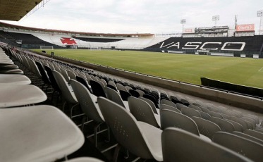 Criciúma encara o Vasco com estádio cheio
