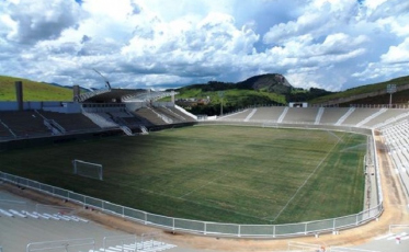 Tombense x Criciúma - Tigre quer entrar no G-4 e Carcará quer se afastar do Z-4