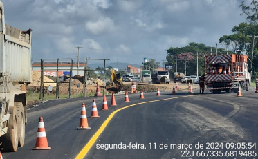 Içara: buraco na pista causa desvio em trecho na SC-445