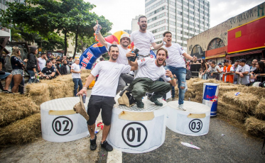 Equipe de Araranguá vence competição da Red Bull