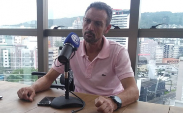 Evandro elogia Dal Farra e sugere 