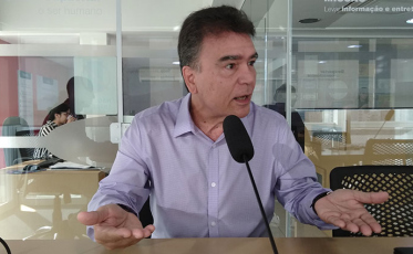 Desafios e avanços da Saúde brasileira pautam visita de ex-ministro