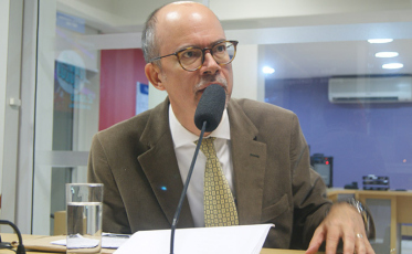 “O brasileiro é tão empreendedor quanto o americano”