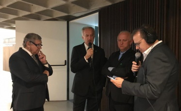 O encontro dos ex-presidentes na Acic