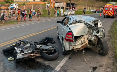 Grave colisão entre carro e moto deixa vítima em estado grave em Treviso