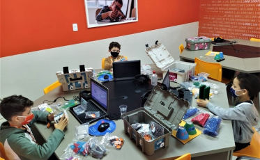 Diversão e robótica tomam conta do Criciúma Shopping em outubro