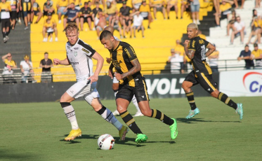Fabinho treina e pode ser novidade contra o Mirassol