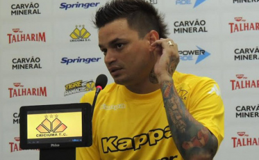 Qual Fábio Ferreira o Criciúma está contratando?