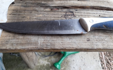 Polícia identifica suspeito de tentar matar homem a facadas