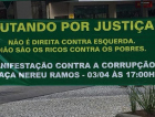 Manifestantes lotam a Praça Nereu Ramos em favor da Operação Lava Jato (ATUALIZADA)