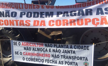 Caminhoneiros e agricultores se unem para mobilização em Jaguaruna