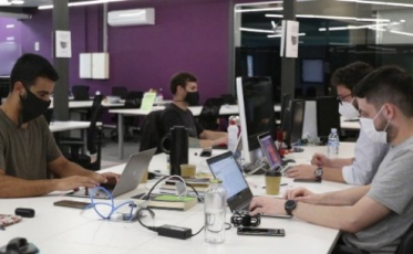 Programa da Fapesc vai formar 1,2 mil novos desenvolvedores nos próximos meses