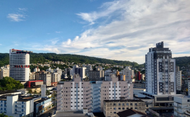 Segunda-feira inicia quente em Criciúma e região 