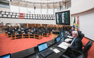 Alesc anuncia doação de R$ 5 milhões para Defesa Civil