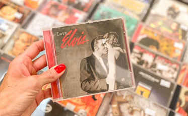 Feira do Colecionismo traz milhares de LPs, CDS, gibis e artigos geek ao Criciúma Shopping