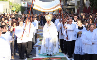 Corpus Christi terá missa, procissão e tapetes religiosos em Criciúma